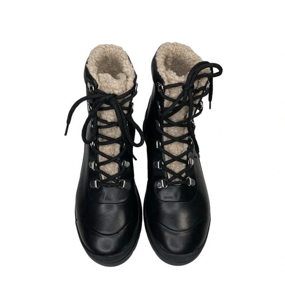 NWOT Andre Assous Leandra Water Resistant Leather Boots. Sz: 7 - Picture 7 of 12